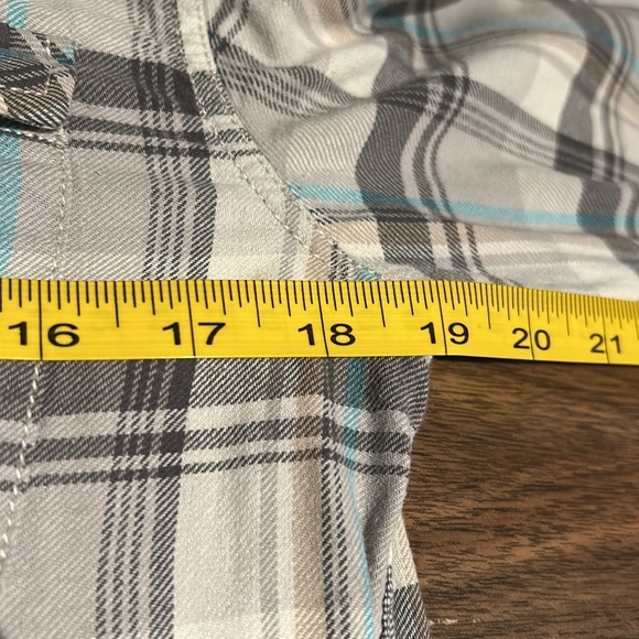 ❤️ Eddie Bauer snap button men Shirt S - Picture 7 of 9